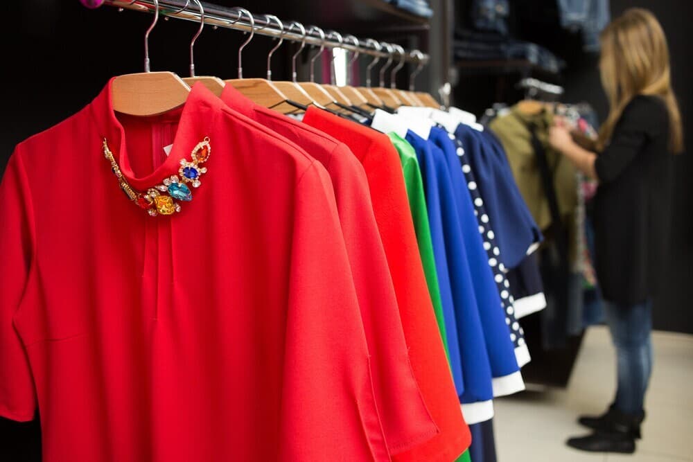 Amazon Merch Business in the Apparel & Accessories Niche